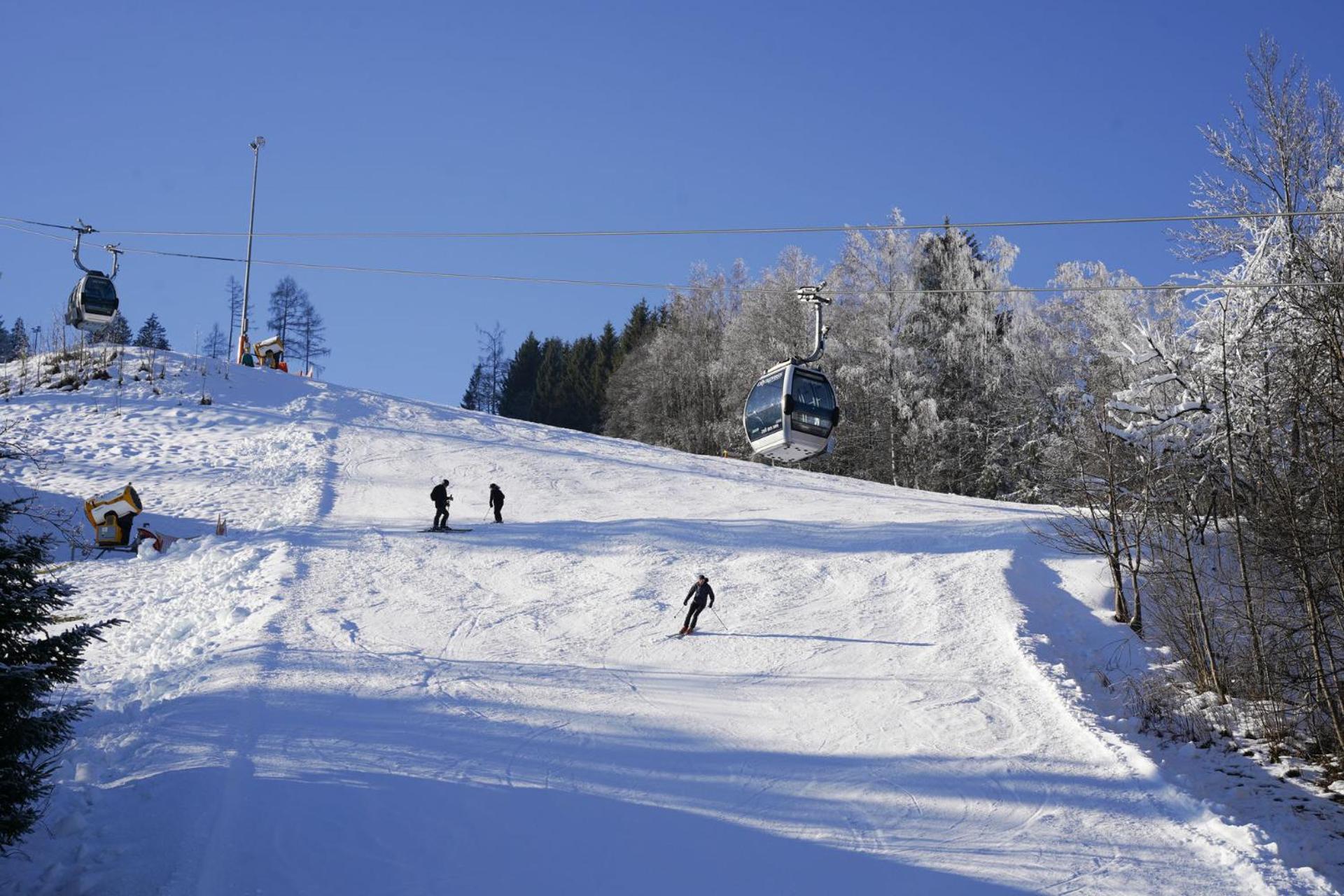 Schlafgut Kuessler - 70M Vom City Express Zell am See Eksteriør bilde